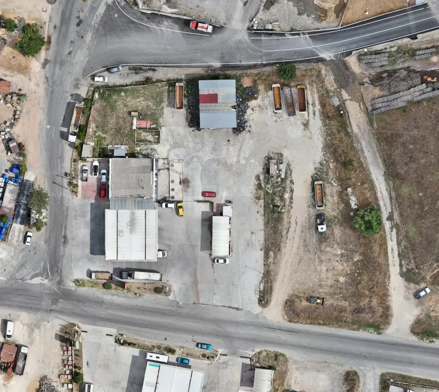 Levantamiento topográfico de la parcela de una estación de servicio en Saray, imagen principal